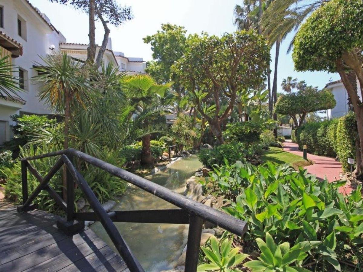 Belvilla By Oyo Golden Beach House Marbella Exterior foto